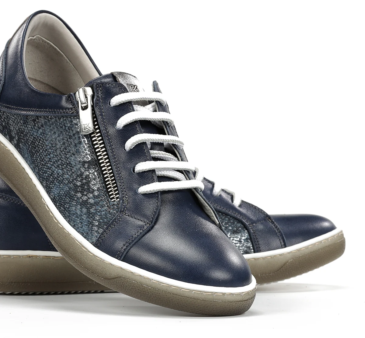 KAREN D8506 Blauer Sneaker - Image 7