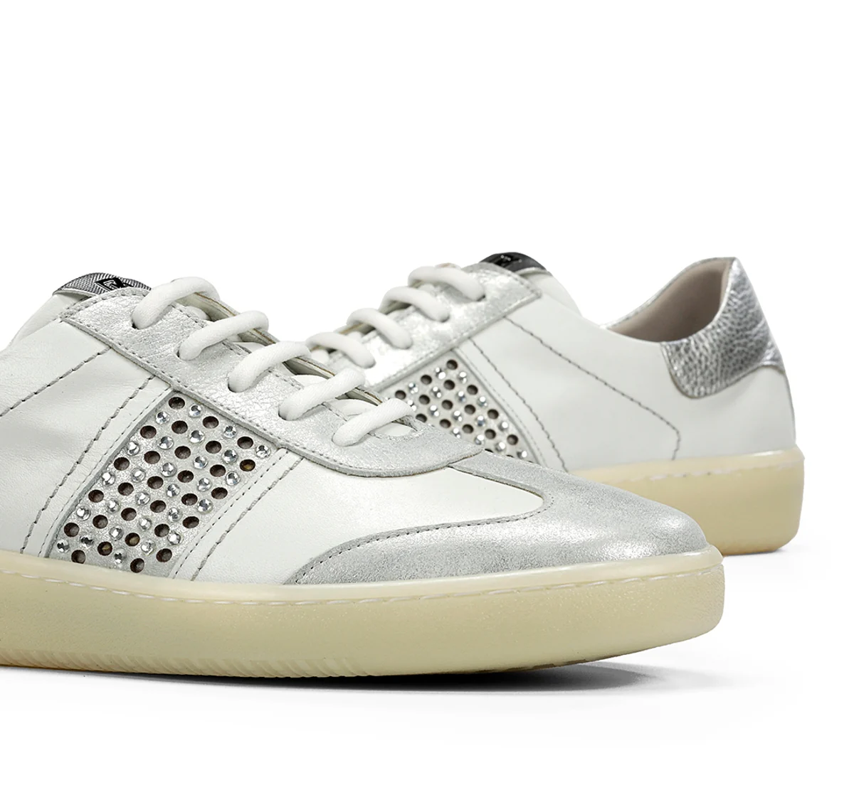 LYNN D9478 Silberne Turnschuhe - Image 7