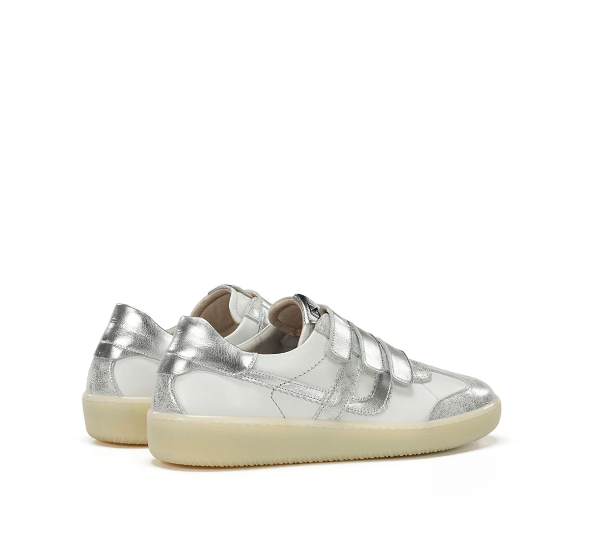 LYNN D9610 Silberne Turnschuhe - Image 3