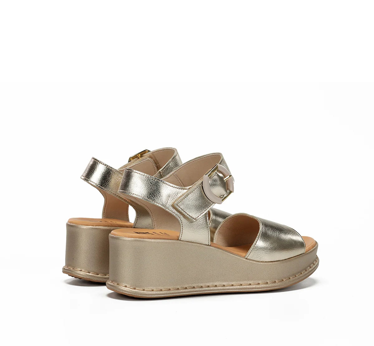 WINDY D9649 Goldener Sandale - Image 3